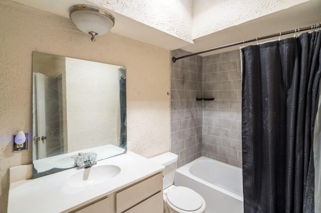 2100 Tanglewilde Street 269, Houston, TX 77063