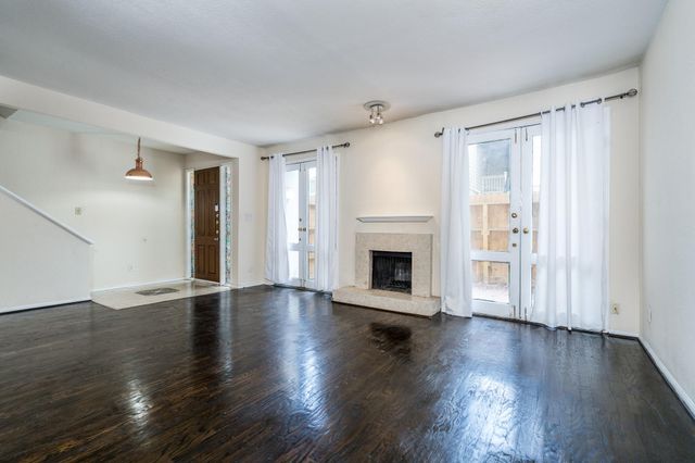 2100 Tanglewilde Street 269, Houston, TX 77063