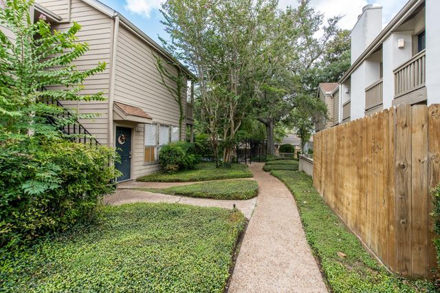 2100 Tanglewilde Street 269, Houston, TX 77063