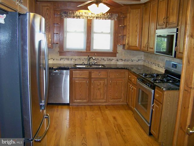 627 TRUCE RD, New Providence, PA 17560