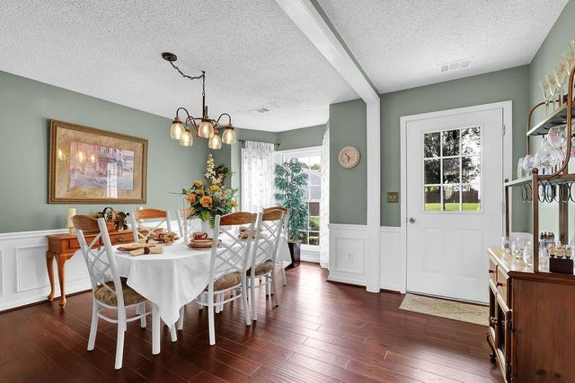 120 Aucilla Lane, Woodstock, GA 30188
