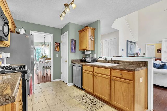 120 Aucilla Lane, Woodstock, GA 30188