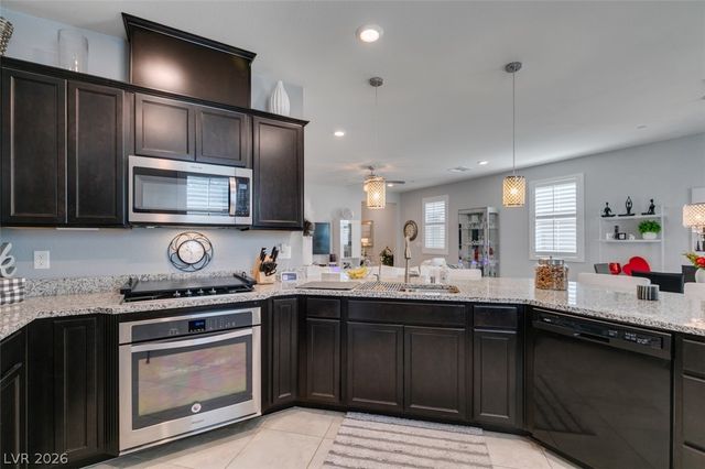 2927 Tranquil Brook Avenue, Henderson, NV 89044