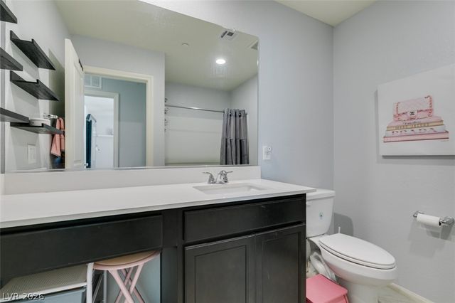 2927 Tranquil Brook Avenue, Henderson, NV 89044