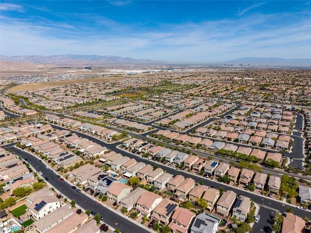 2927 Tranquil Brook Avenue, Henderson, NV 89044