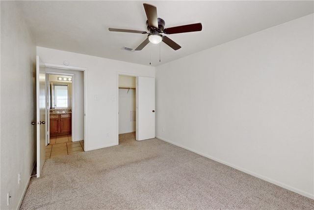 916-918 Sun Meadow Street, College Station, TX 77845