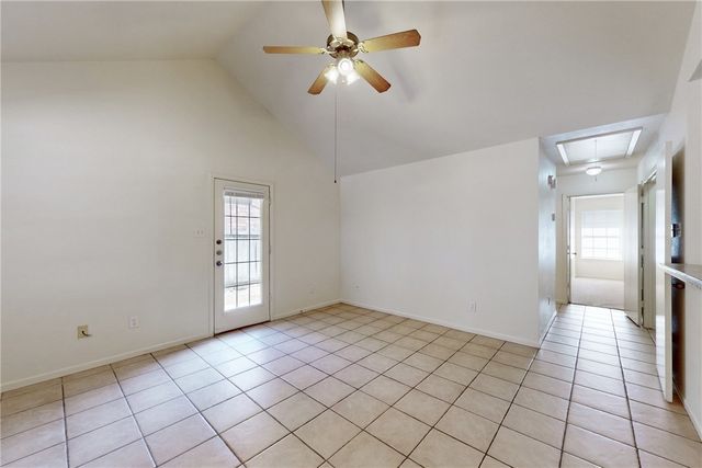 916-918 Sun Meadow Street, College Station, TX 77845