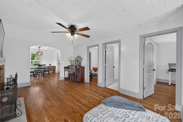3085 US 70 Highway E, Morganton, NC 28655