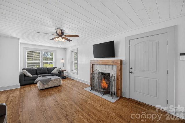 3085 US 70 Highway E, Morganton, NC 28655