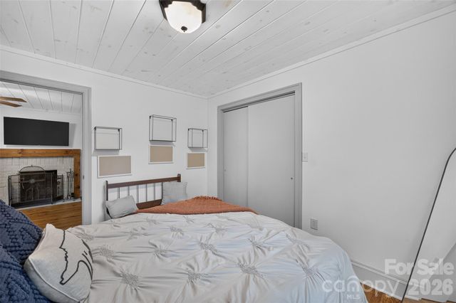 3085 US 70 Highway E, Morganton, NC 28655