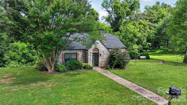 3085 US 70 Highway E, Morganton, NC 28655