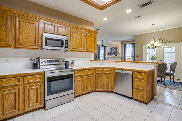 4100 Blue Feather Court, Arlington, TX 76016