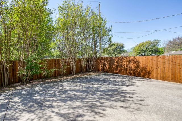 4100 Blue Feather Court, Arlington, TX 76016