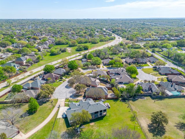 4100 Blue Feather Court, Arlington, TX 76016