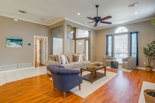 4100 Blue Feather Court, Arlington, TX 76016