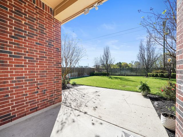 2898 Woodland Glen Lane, Conroe, TX 77385