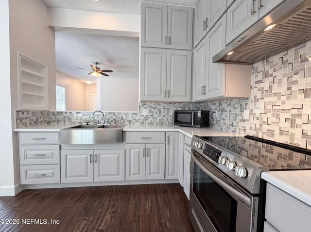 11215 MARTIN LAKES Drive N, Jacksonville, FL 32220