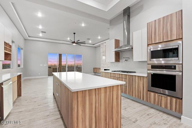 3760 cast Drive, El Paso, TX 79938