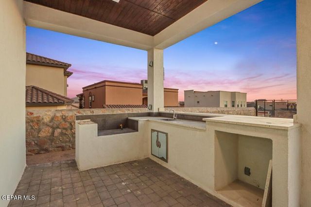 3760 cast Drive, El Paso, TX 79938