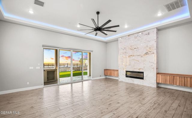 3760 cast Drive, El Paso, TX 79938