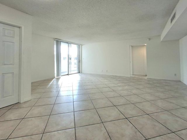 1421 S Ocean Blvd 522, Pompano Beach, FL 33062