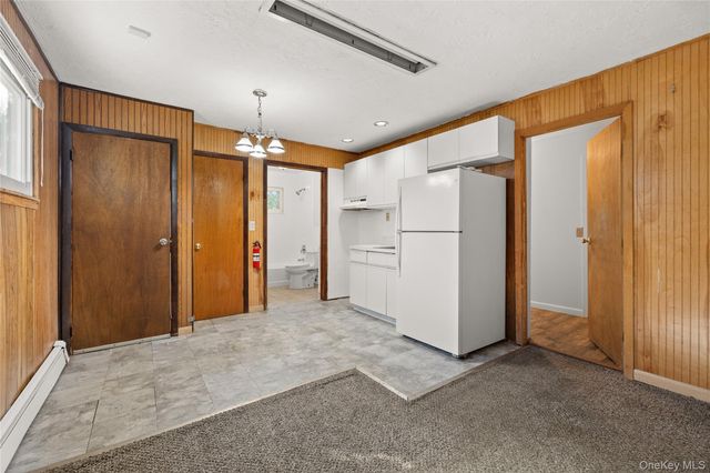 537 Lakeway Drive, North Babylon, NY 11704