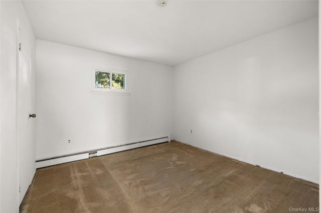 537 Lakeway Drive, North Babylon, NY 11704