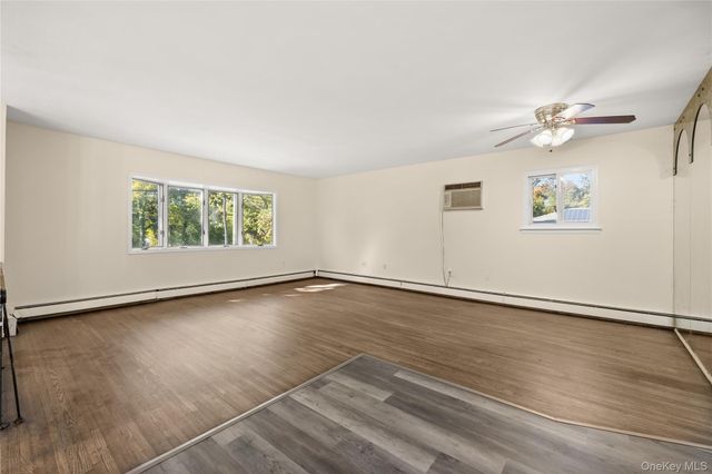 537 Lakeway Drive, North Babylon, NY 11704