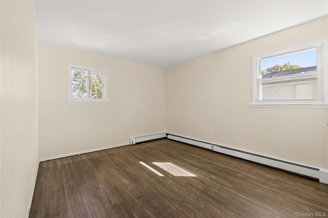 537 Lakeway Drive, North Babylon, NY 11704
