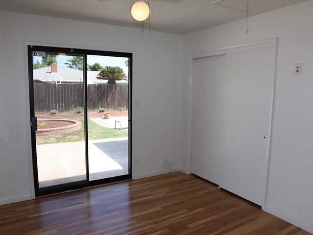 2433 E Saginaw Way, Fresno, CA 93726