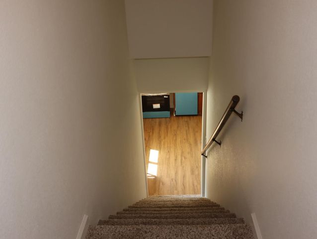 2433 E Saginaw Way, Fresno, CA 93726