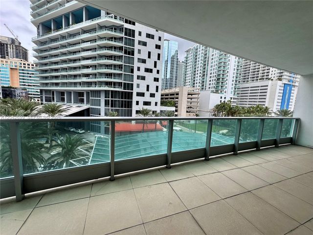 1331 Brickell Bay Dr 406, Miami, FL 33131