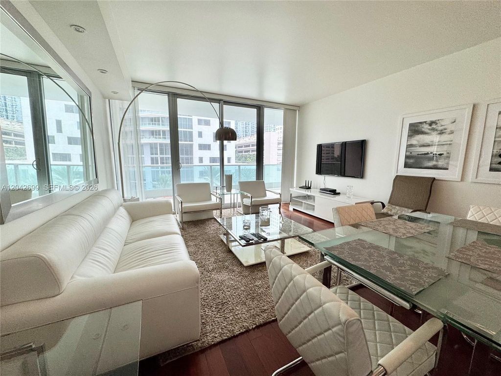 1331 Brickell Bay Dr 406, Miami, FL 33131
