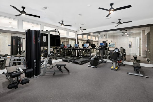 555 Lakeview Parkway 002, Vernon Hills, IL 60061