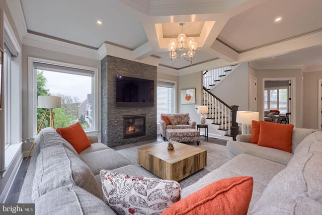 379 SPRING HAVEN DR, Lancaster, PA 17601