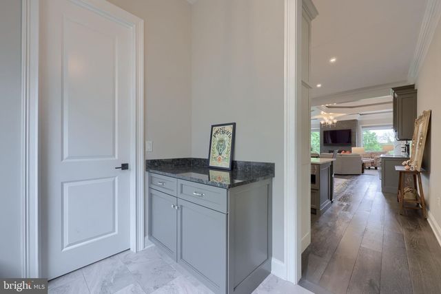 379 SPRING HAVEN DR, Lancaster, PA 17601