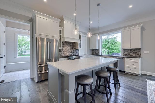 379 SPRING HAVEN DR, Lancaster, PA 17601