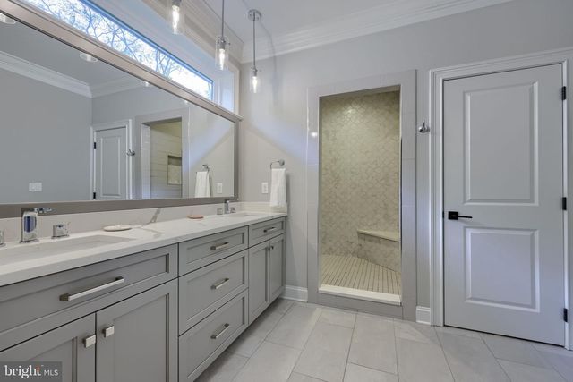 379 SPRING HAVEN DR, Lancaster, PA 17601