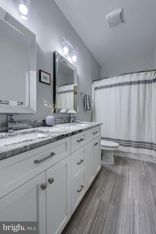 379 SPRING HAVEN DR, Lancaster, PA 17601