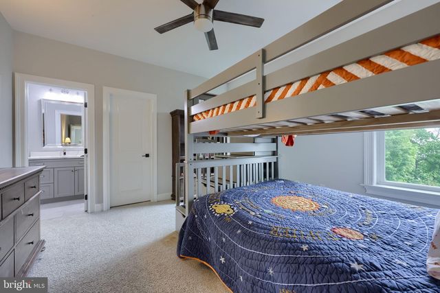 379 SPRING HAVEN DR, Lancaster, PA 17601