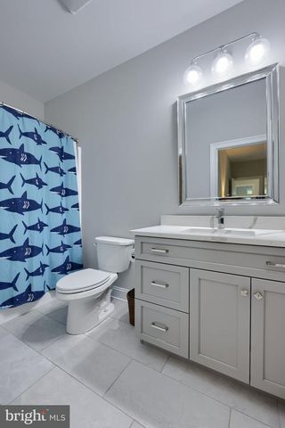 379 SPRING HAVEN DR, Lancaster, PA 17601