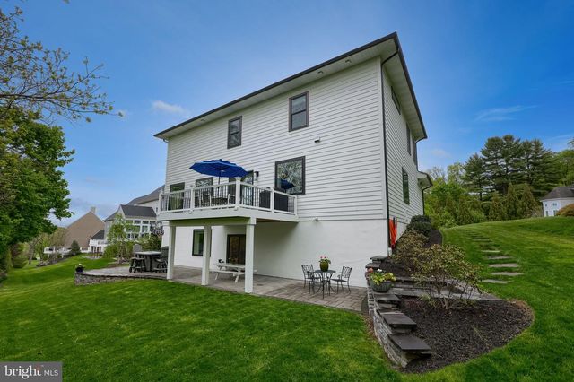 379 SPRING HAVEN DR, Lancaster, PA 17601