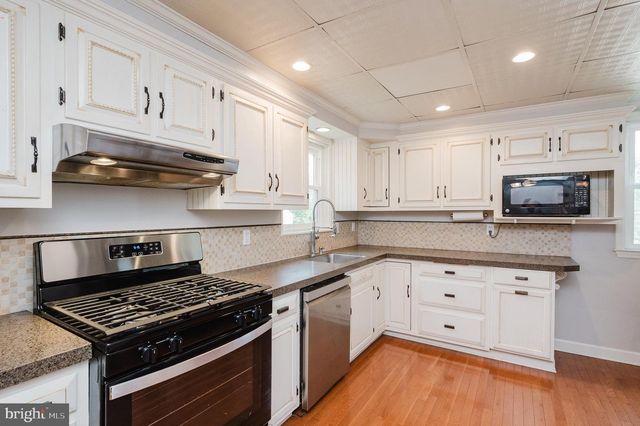 1509 NEIGHBORS AVE, Baltimore, MD 21237