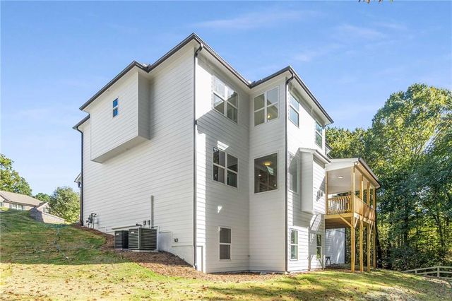 9135 Fox Trail Lane, Gainesville, GA 30506