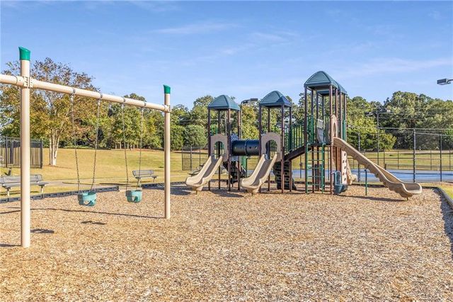 9135 Fox Trail Lane, Gainesville, GA 30506