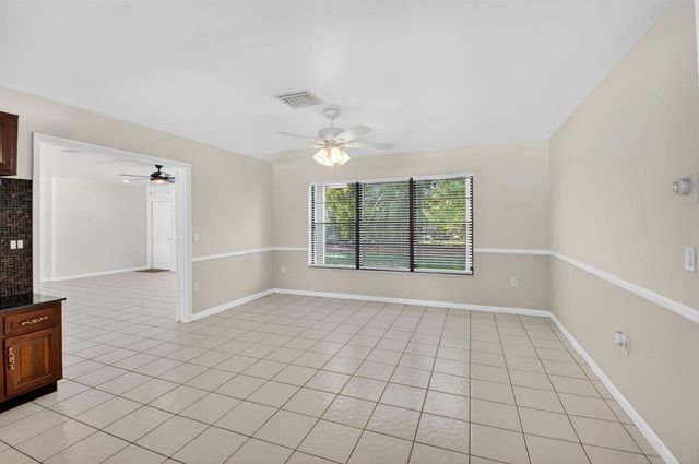 10157 La Reina Road, Delray Beach, FL 33446