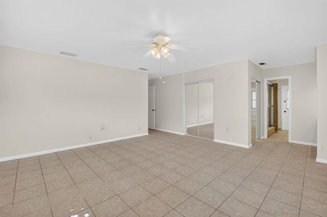 10157 La Reina Road, Delray Beach, FL 33446