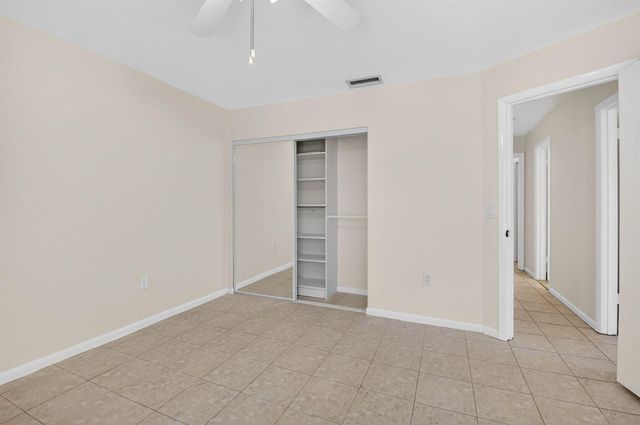 10157 La Reina Road, Delray Beach, FL 33446