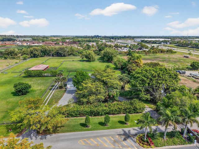 10157 La Reina Road, Delray Beach, FL 33446