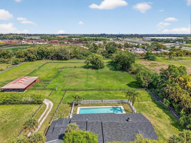 10157 La Reina Road, Delray Beach, FL 33446